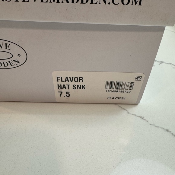 Steve Madden Snakeskin Mule - Picture 3 of 3